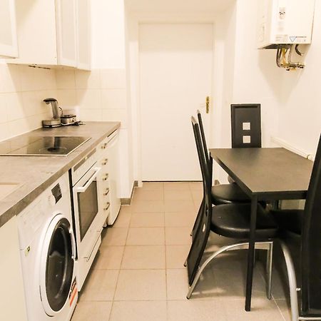 Deluxe Apartment 5P Mm A Виена Екстериор снимка
