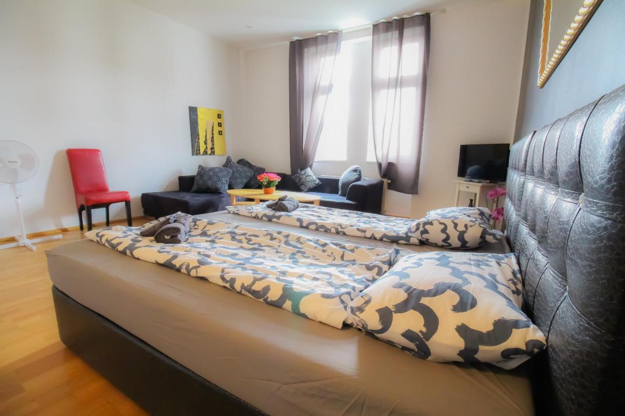Deluxe Apartment 5P Mm A Виена Екстериор снимка
