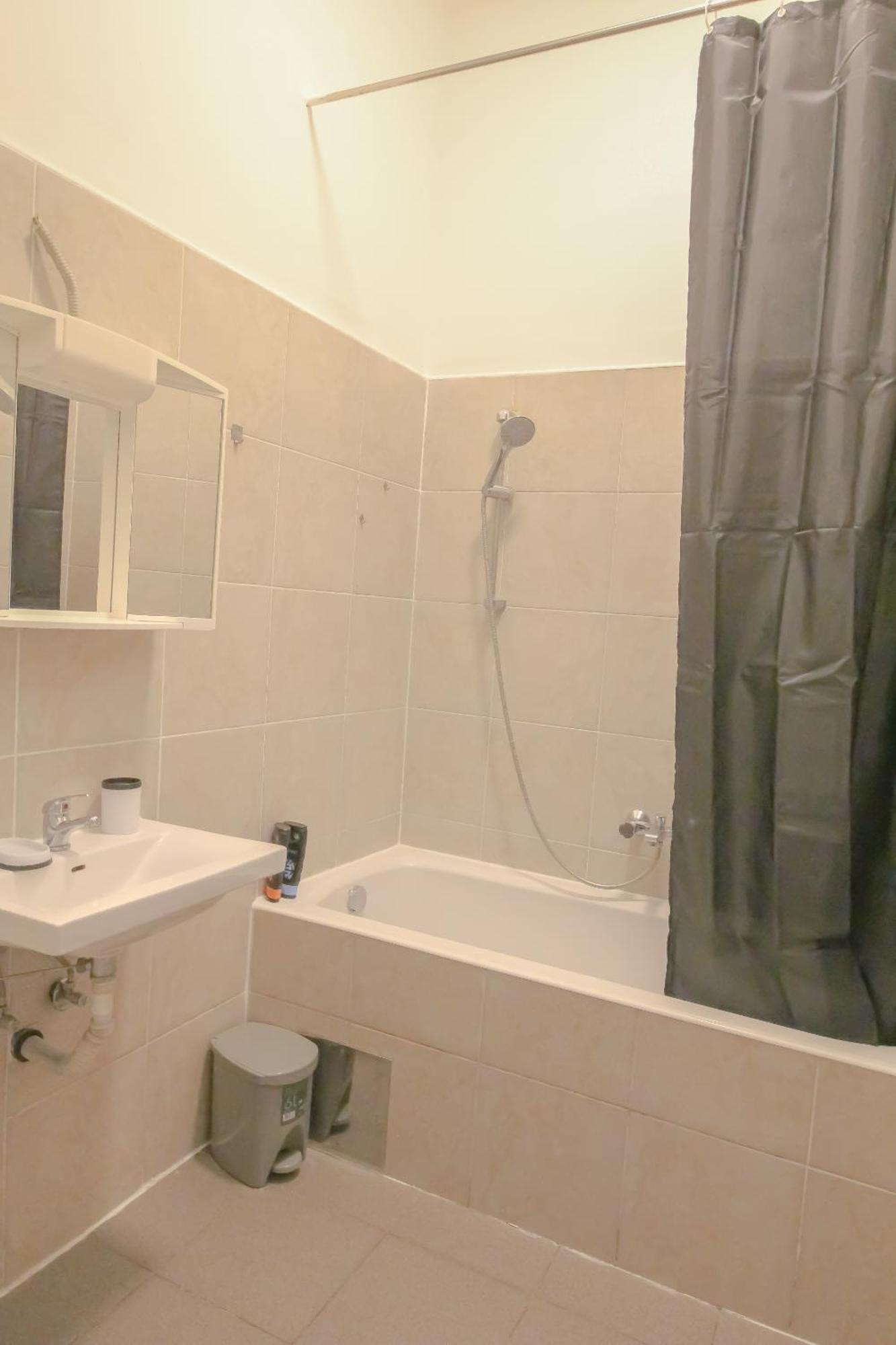 Deluxe Apartment 5P Mm A Виена Екстериор снимка